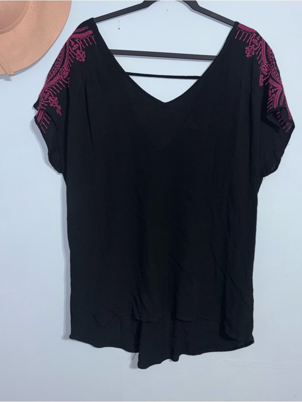 1x Eyeshadow Black V-Neck front and back, crinkle Tunic with Pink Embroidery